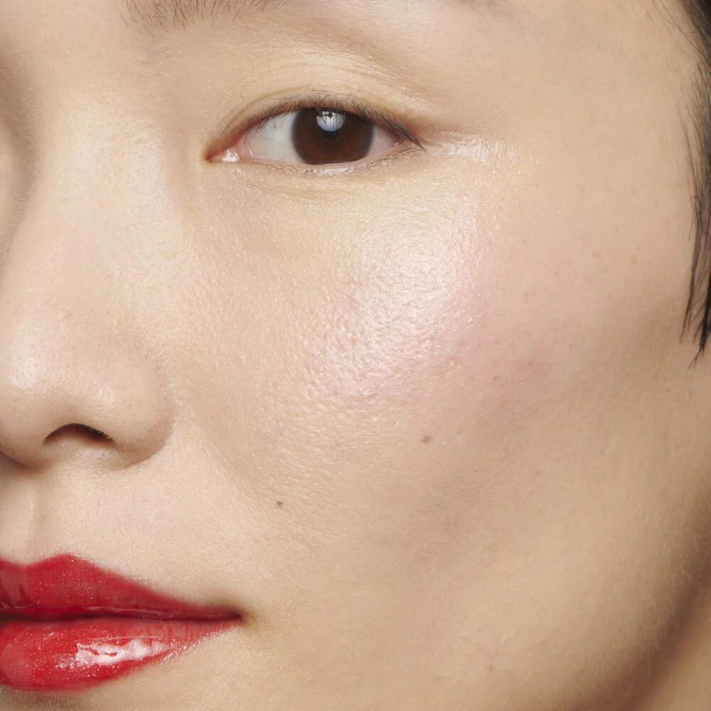 Clarins Lip Perfector 23 Pomegranate Glow - Image 6