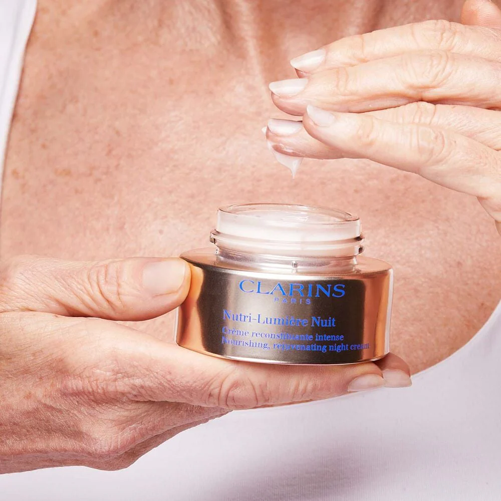 Clarins Nutri Lumiere Night Cream 50ml - Image 6