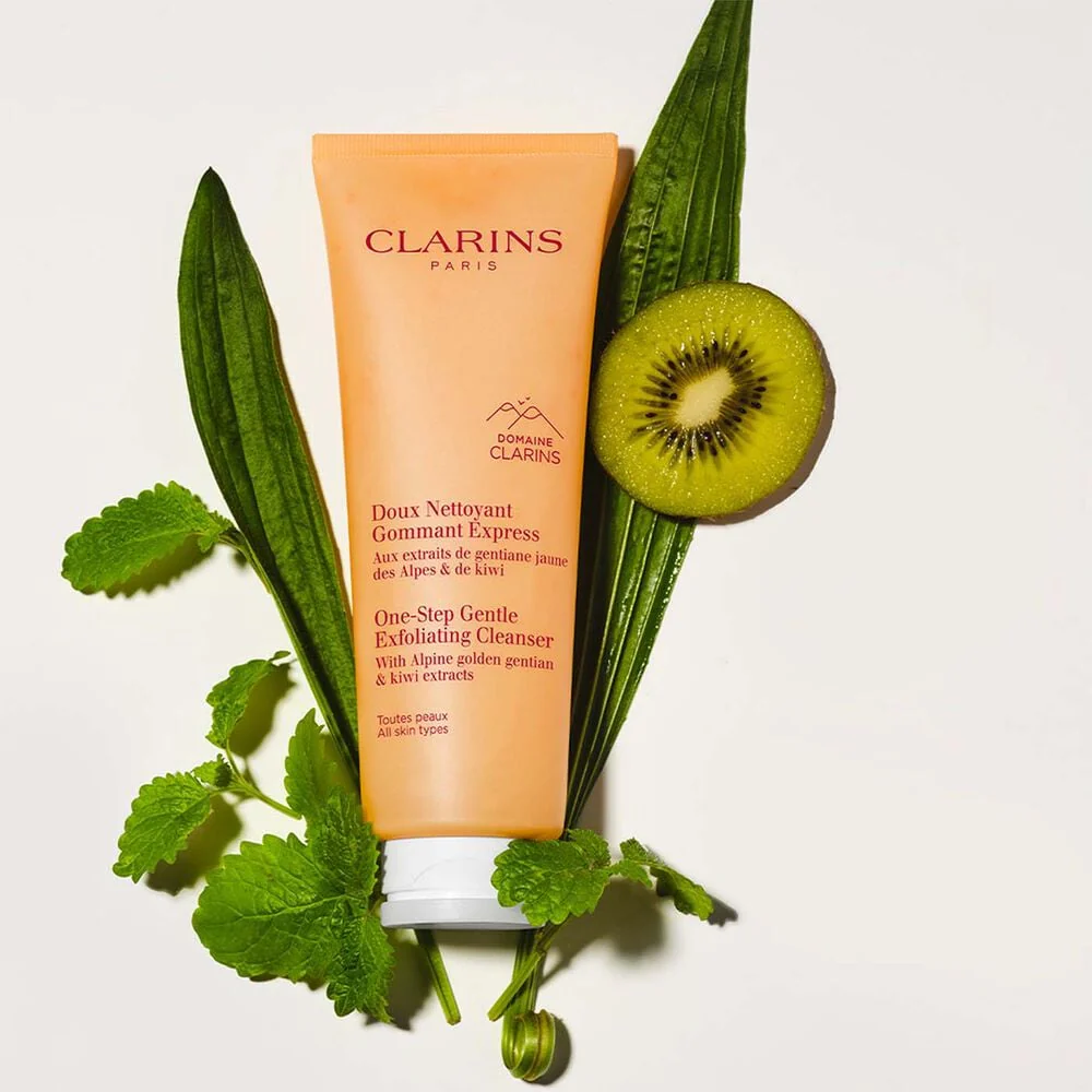Clarins One Step Exfoliating Cleanser 125ML - Image 4