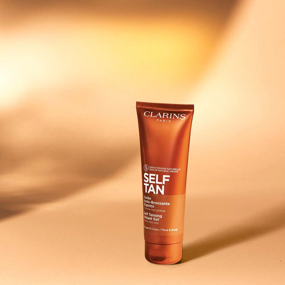 Clarins Self-Tanning Tinted Gel - Image 4