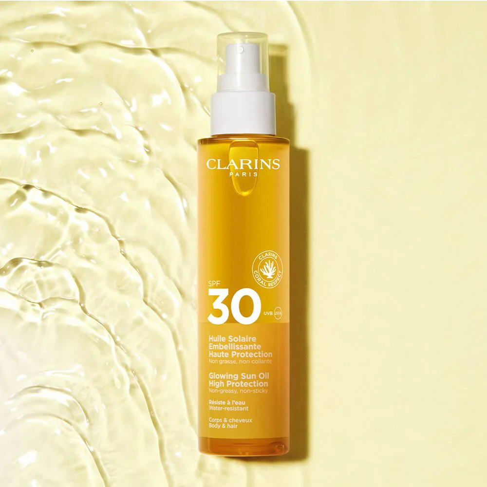 Clarins Suncare Body Oil SPF30 150ML - Image 3