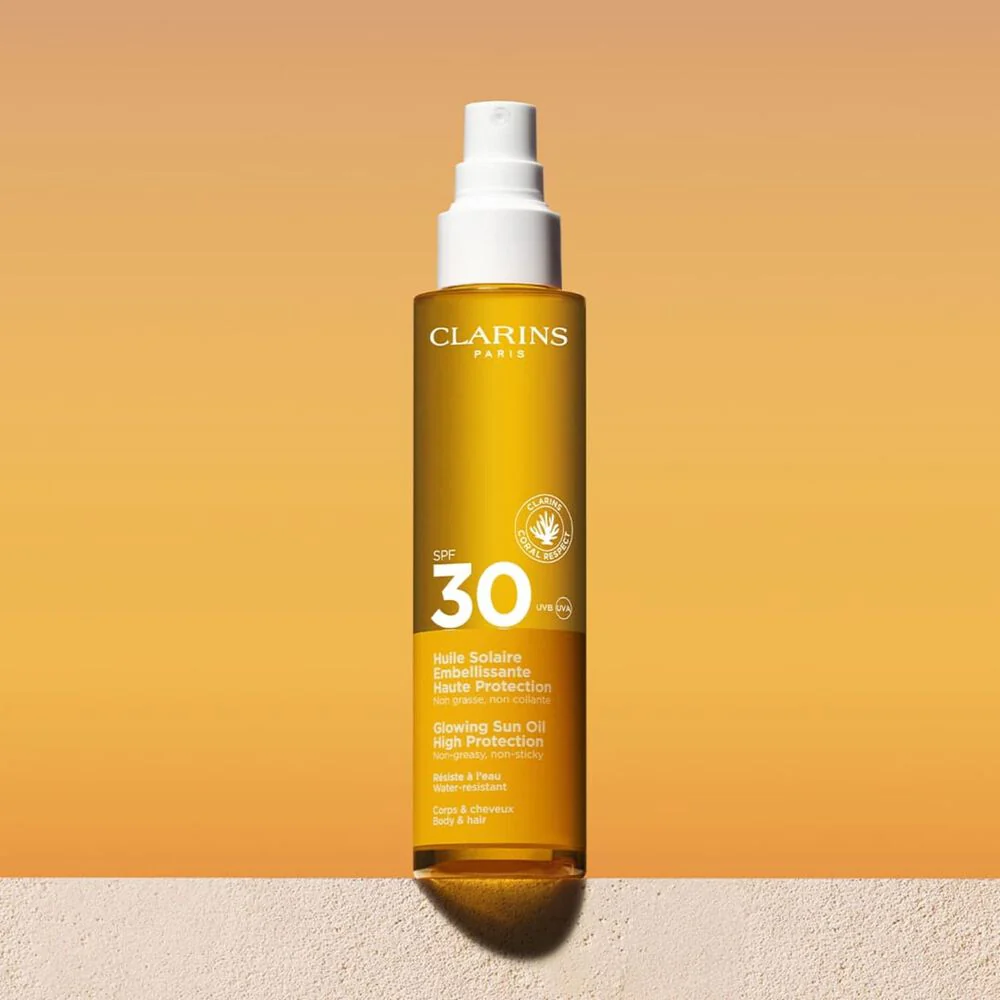 Clarins Suncare Body Oil SPF30 150ML - Image 6