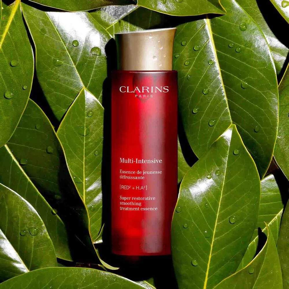 Clarins Super Restorative Treatment Essence - Image 7