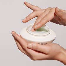 Kérastase Specifique Masque Réhydratant Hair Mask 200ml - Image 2
